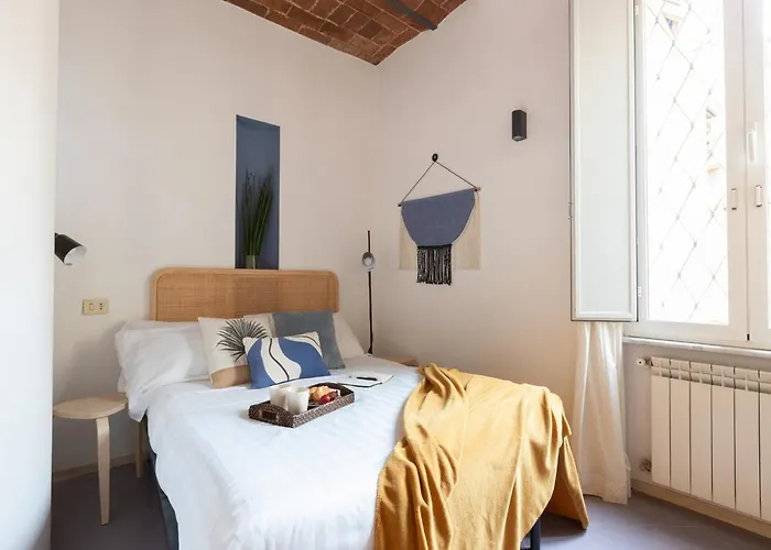 The Best Rent - Two-Bedroom Apartment With Terrace Near Trevi Fountain