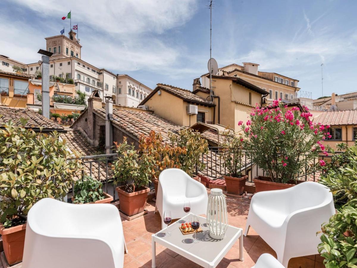 The Rent - Two-bedroom With Terrace Near Trevi Fountain Appartement *